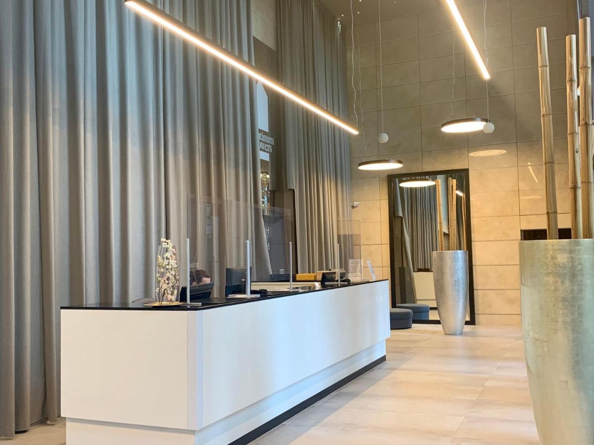Апартаменти Platinum Tower Green Star Apart Варшава Екстер'єр фото