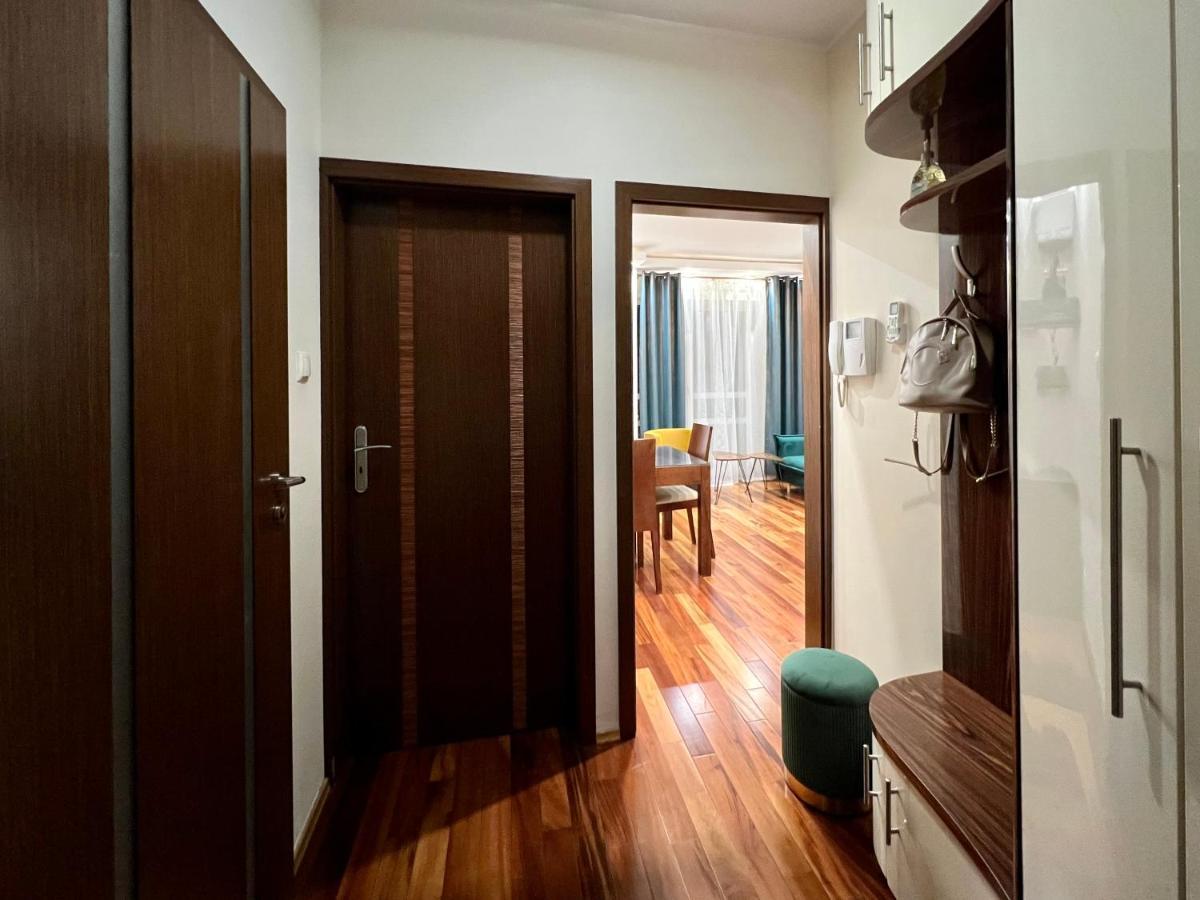 Апартаменти Platinum Tower Green Star Apart Варшава Екстер'єр фото
